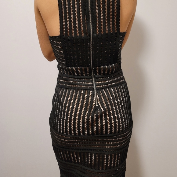 Endless Rose lace dress Size Small - Picture 3 of 15